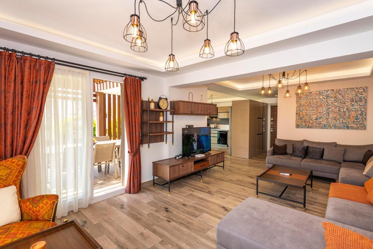 4 Beds, Luxury Holiday Villa In Hisaroenue Oeluedeniz Villa Mia Fethiye Exteriér fotografie