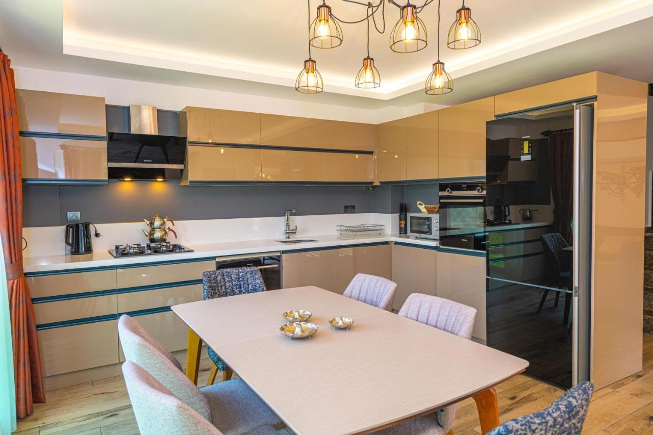 4 Beds, Luxury Holiday Villa In Hisaroenue Oeluedeniz Villa Mia Fethiye Exteriér fotografie
