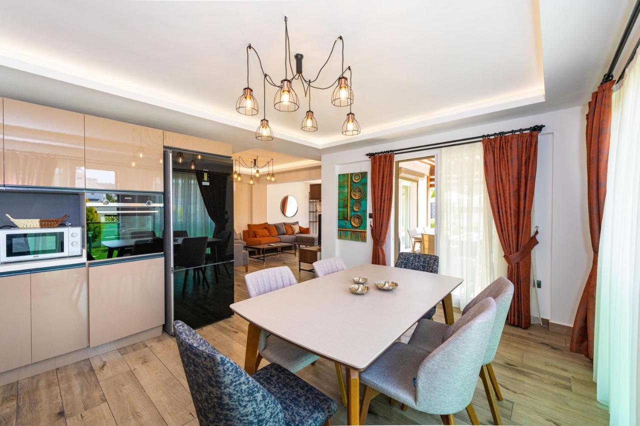 4 Beds, Luxury Holiday Villa In Hisaroenue Oeluedeniz Villa Mia Fethiye Exteriér fotografie